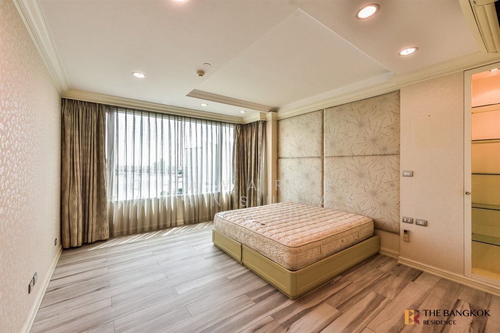 Condo in Bang Lamphu Lang, Krung Thep Maha Nakhon, Thailand 1 - 16703010