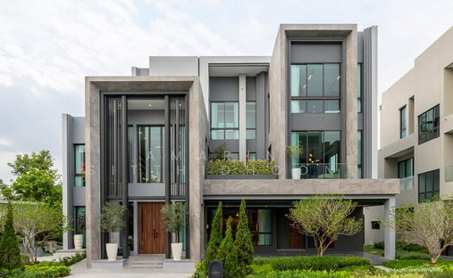 House in Thap Chang, Krung Thep Maha Nakhon, Thailand 1