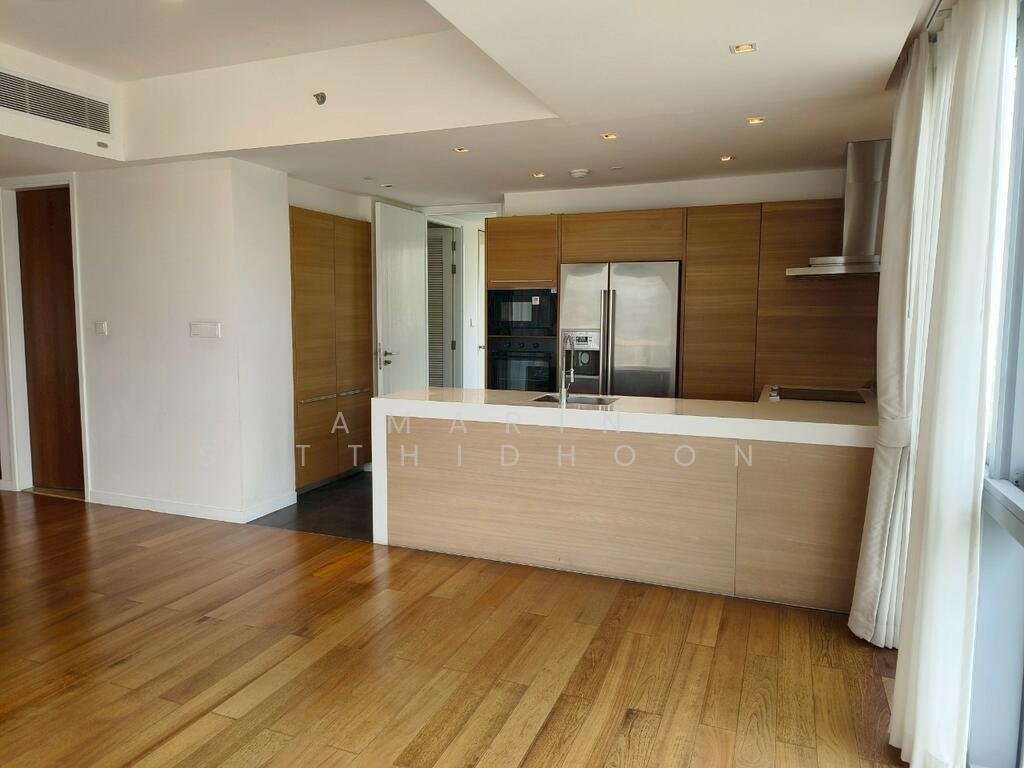 Condo in Bang Phong Phang, Krung Thep Maha Nakhon, Thailand 4 - 16476821