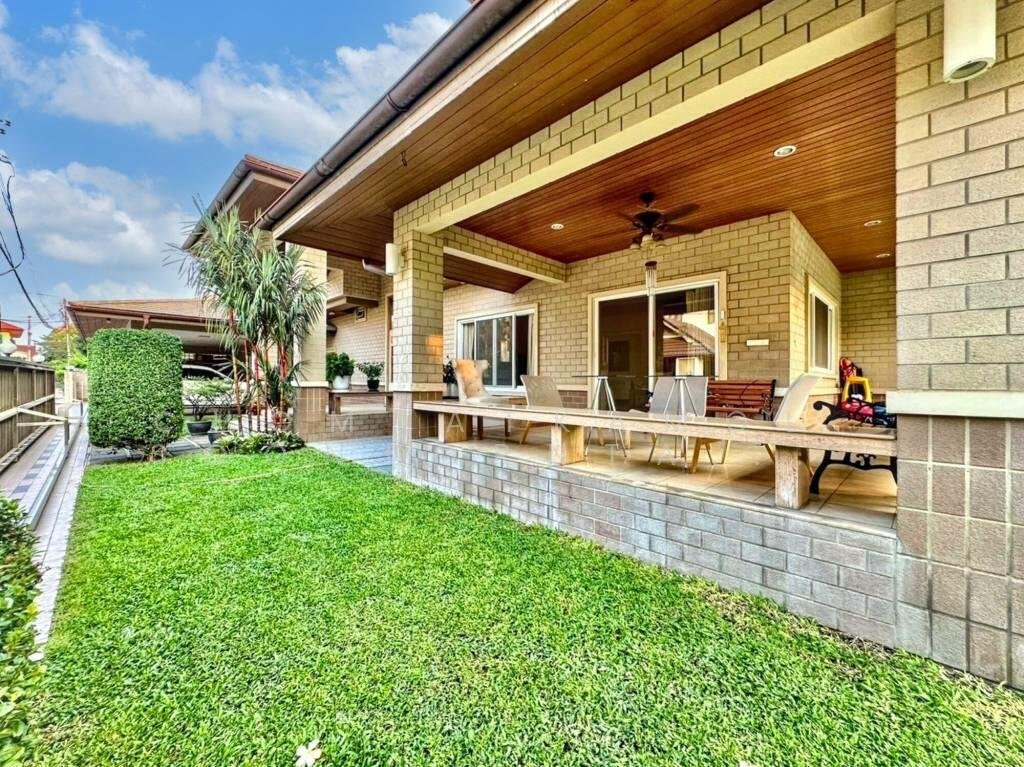 House in Pak Kret, Pak Kret District, Thailand 2 - 16547541