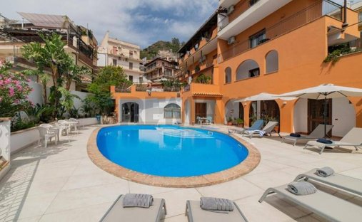 Appartamento a Taormina, Sicilia, Italia 1