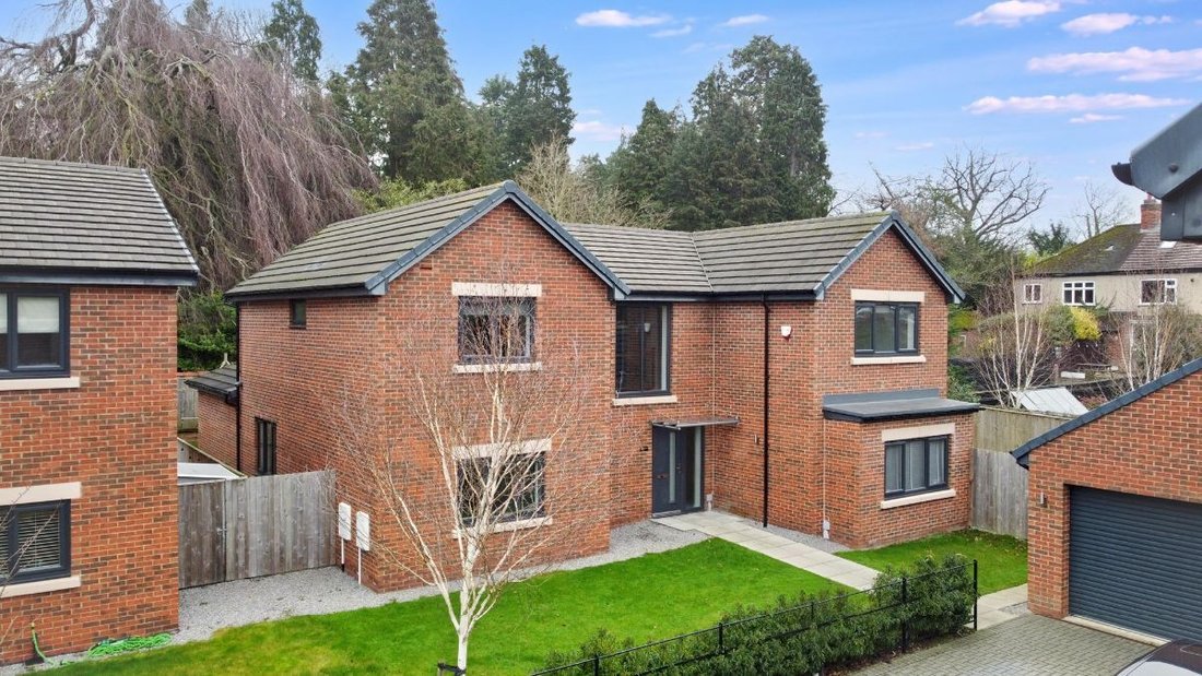 House in Darlington, England 1 - 16019758