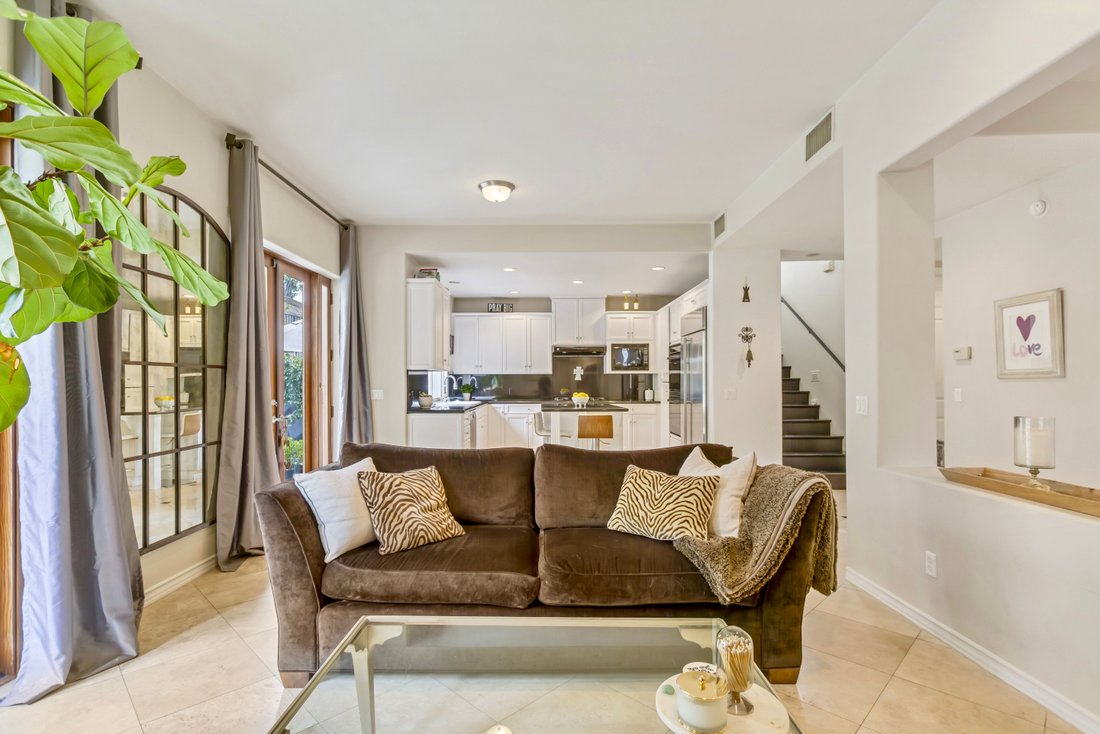 Condo in Agoura Hills, California, United States 5 - 17072613
