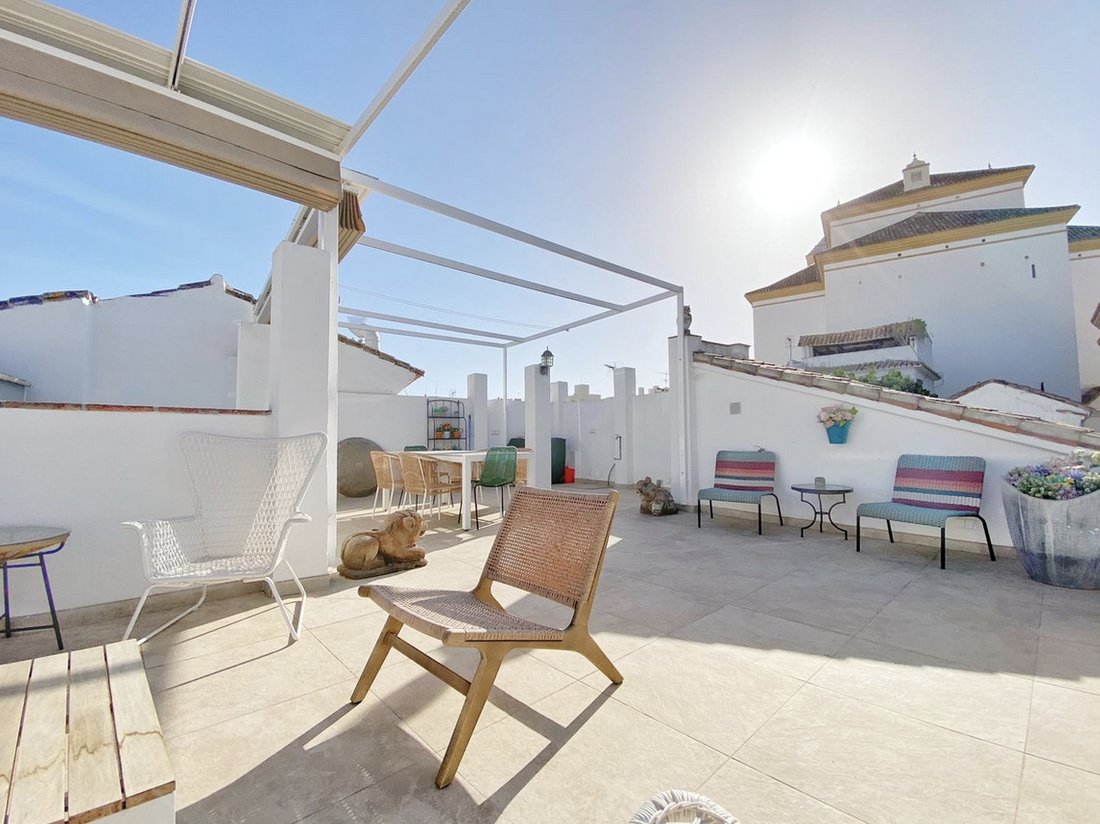 Townhouse in Marbella, Andalusia, Spain 3 - 17073098
