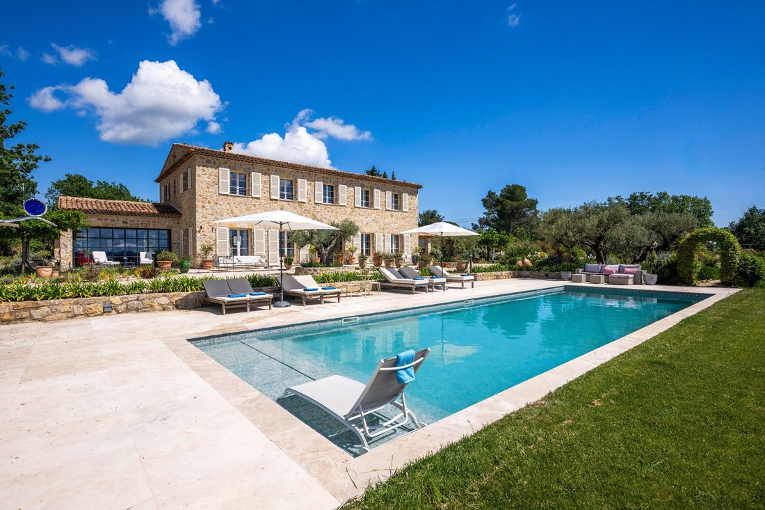 House in Tourrettes, Provence-Alpes-Côte d'Azur, France 2 - 17072658