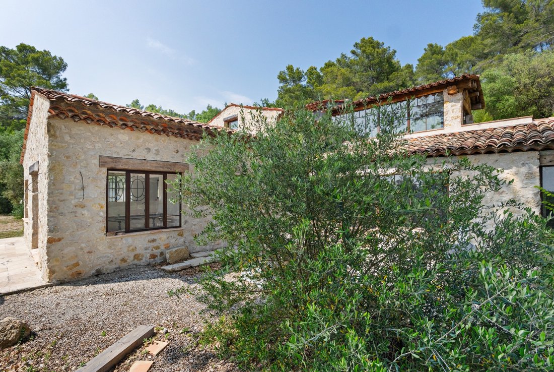 House in Tourrettes, Provence-Alpes-Côte d'Azur, France 5 - 17072673