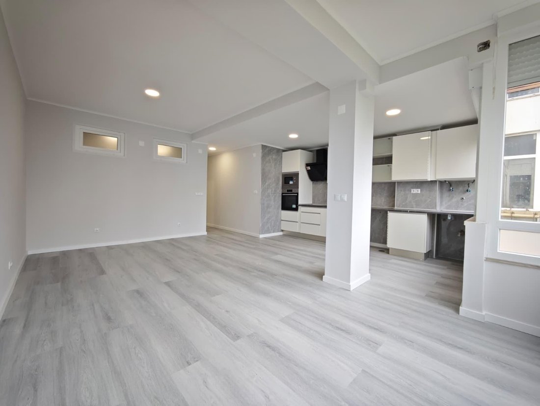Apartment in Oeiras e Sao Juliao da Barra, Paco de Arcos e Caxias, Lisbon, Portugal 2 - 17073214