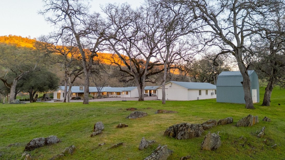 House in Angels Camp, California, United States 2 - 17072960