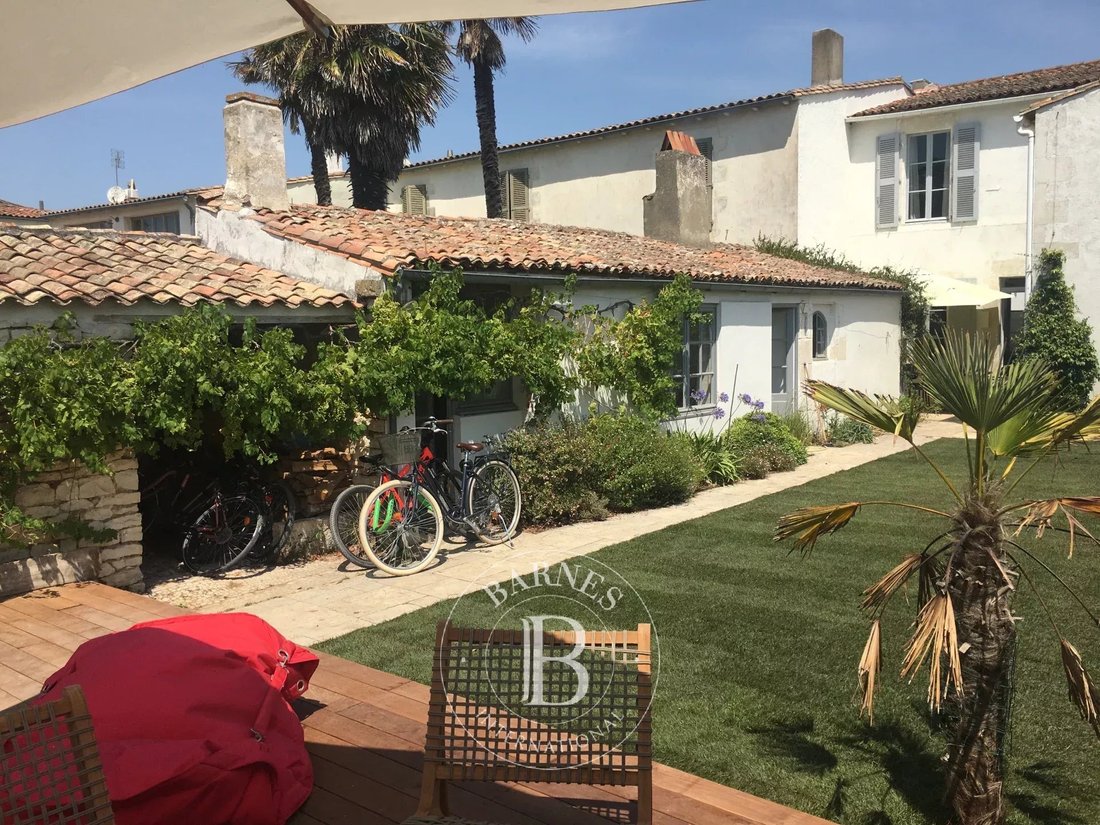House in Le Bois-Plage-en-Ré, Nouvelle-Aquitaine, France 4 - 17068611
