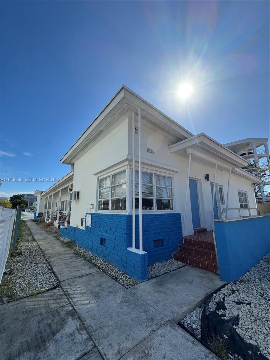 Miami Beach, Florida, United States 3 - 17072840