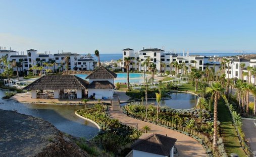 Wohnung in Estepona, Andalusien, Spanien 1