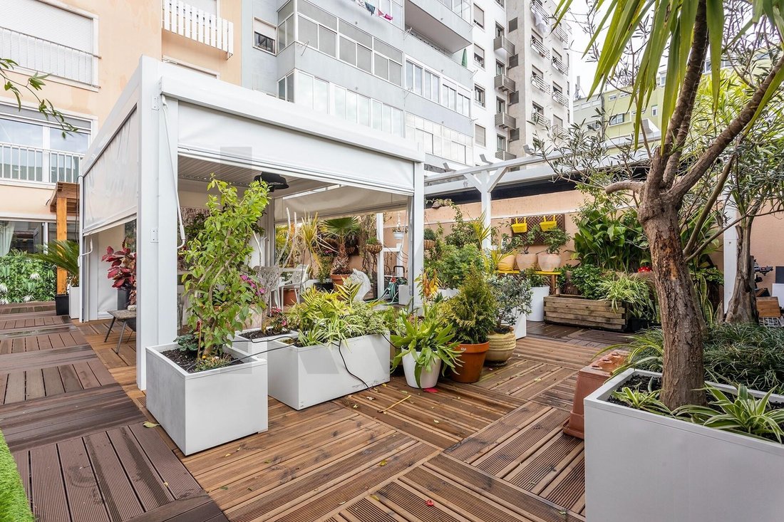 Apartment in Alvalade, Lisbon, Portugal 1 - 17072754