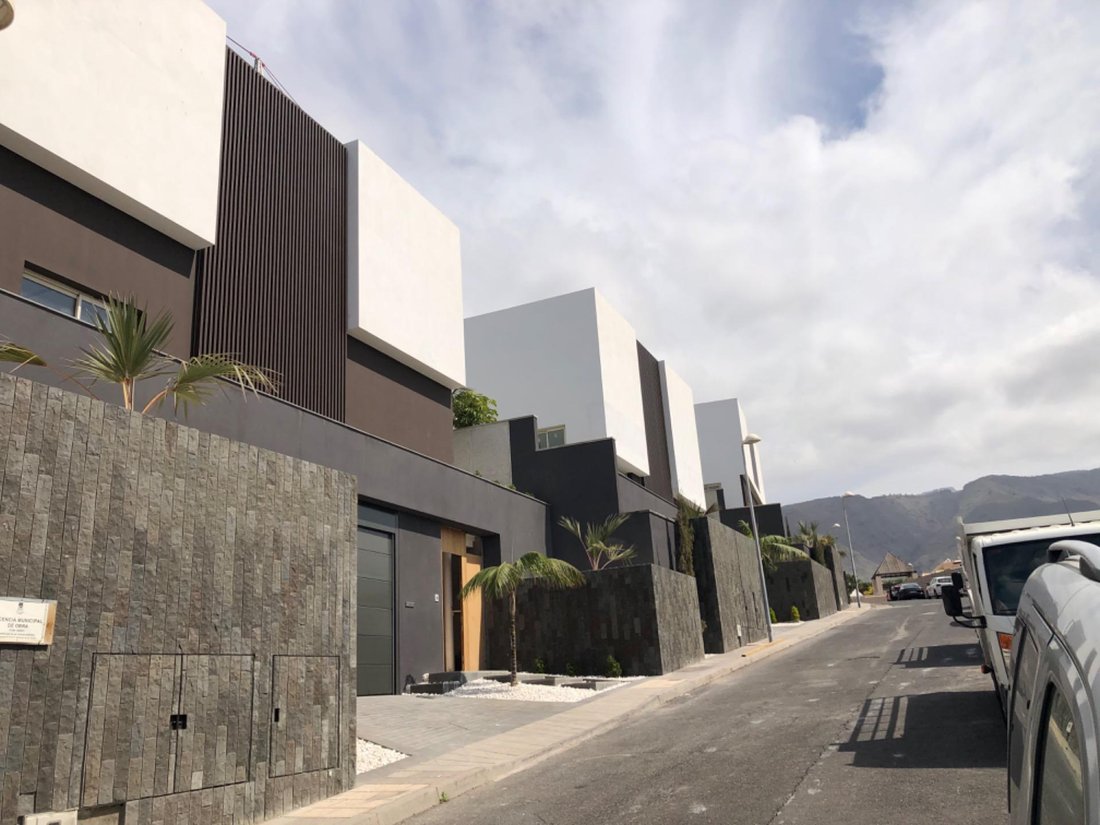 Villa in La Caleta, Adeje, Canary Islands 4 - 17073321