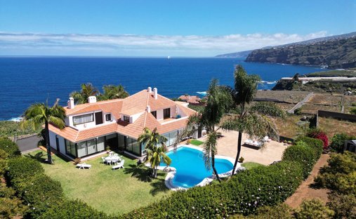 Villa in Puerto de la Cruz, Canary Islands, Spain 1