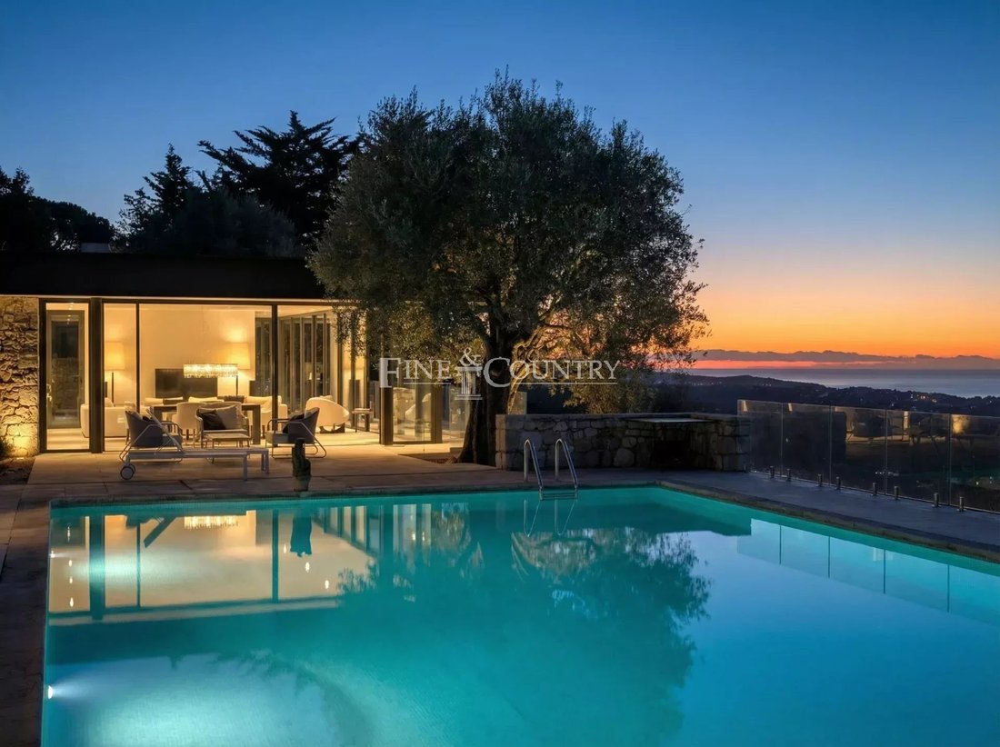 Villa in Vence, Provence-Alpes-Côte d'Azur, Frankreich 1 - 17071239