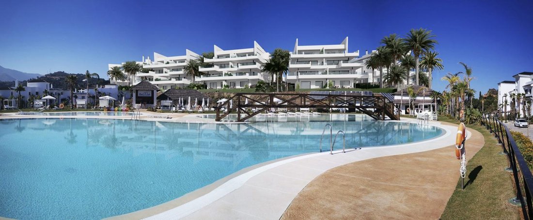 Apartment in Estepona, Andalusia, Spain 2 - 17073041