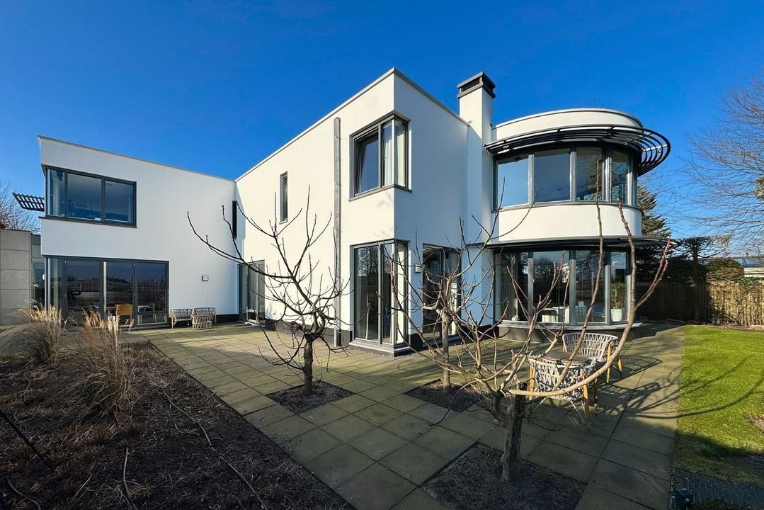 Villa in Hendrik-Ido-Ambacht, South Holland, Netherlands 3 - 17073729