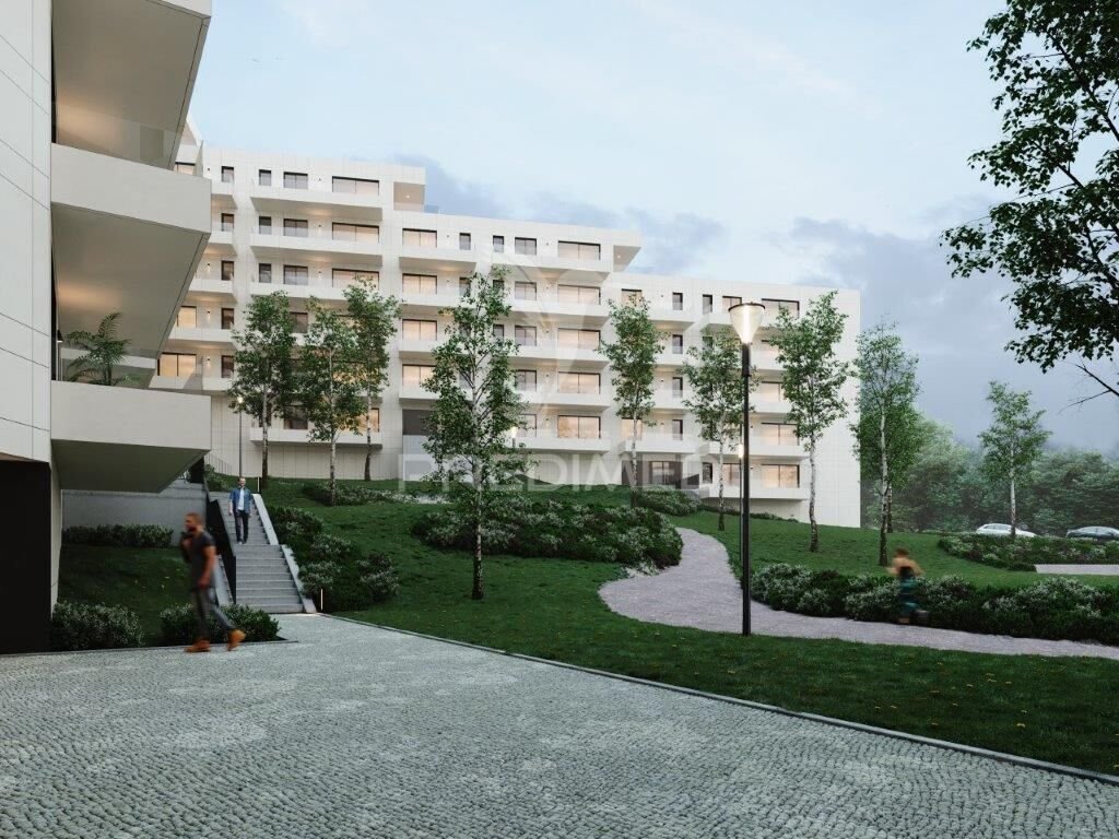 Apartment in Vilar de Pinheiro, Porto District, Portugal 4 - 17073498