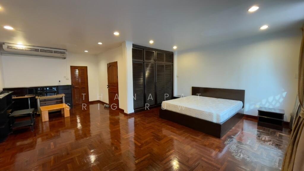 Townhouse in Bangkok, Krung Thep Maha Nakhon, Thailand 5 - 16713697