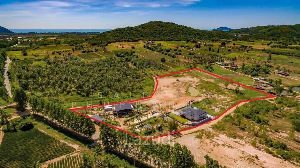Villa in Sam Roi Yot, Prachuap Khiri Khan, Thailand 1 - 16704407