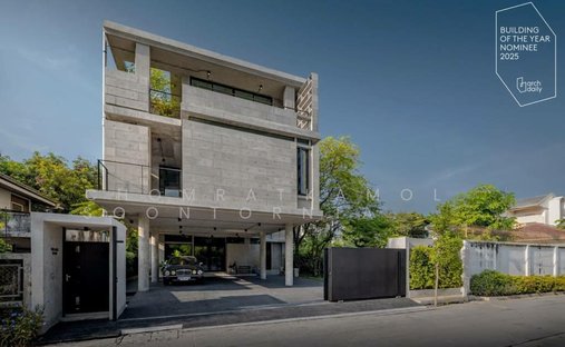 Townhouse in Chan Kasem, Bangkok, Thailand 1