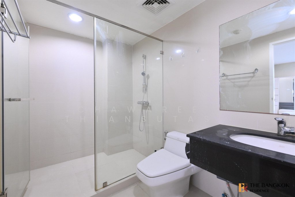 Condo in Huai Khwang, Krung Thep Maha Nakhon, Thailand 5 - 16702929