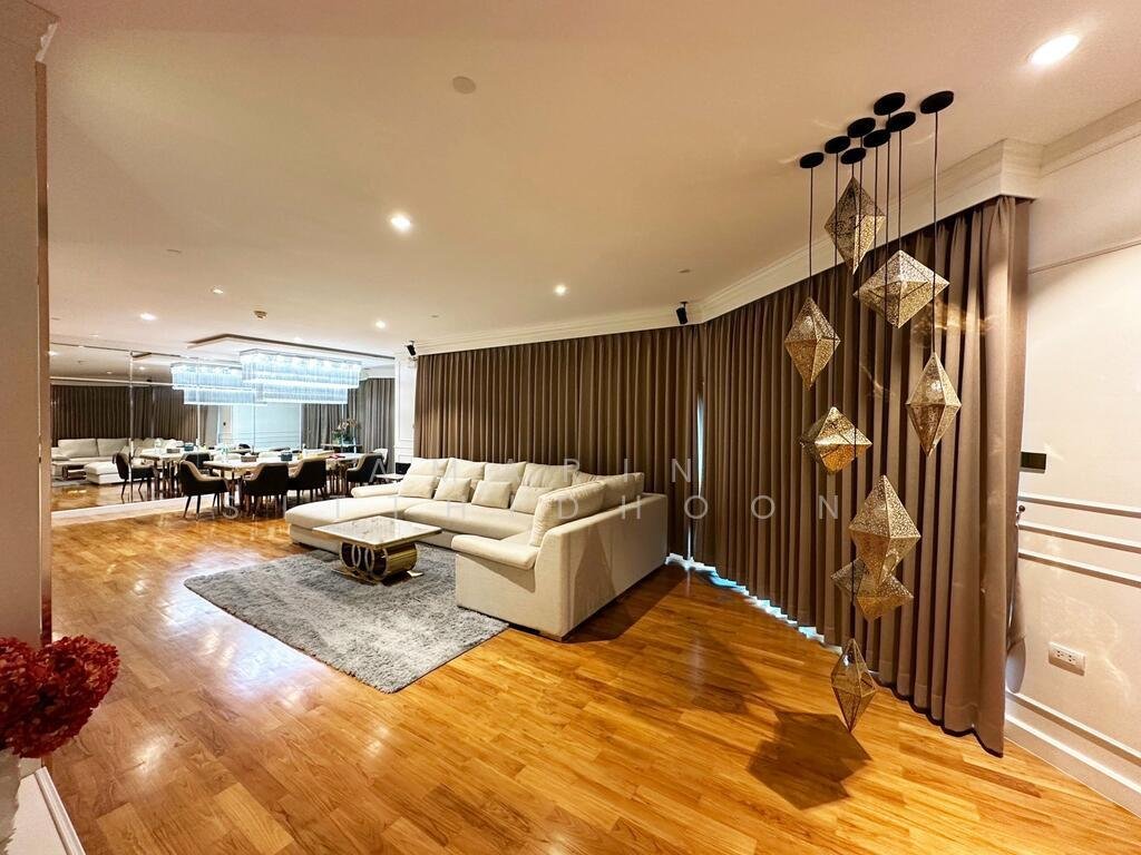 Condo in Bang Lamphu Lang, Krung Thep Maha Nakhon, Thailand 1 - 16941500