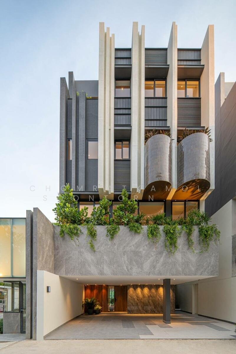Townhouse in Bangkok, Krung Thep Maha Nakhon, Thailand 1 - 16997250
