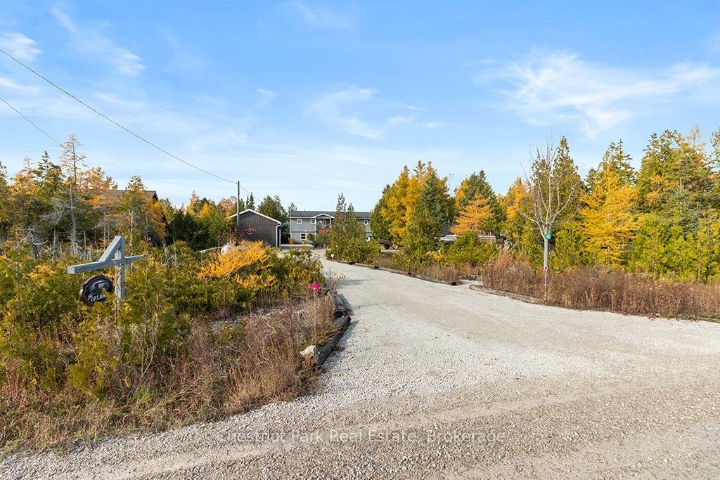 House in Tobermory, Ontario, Canada 4 - 17073759