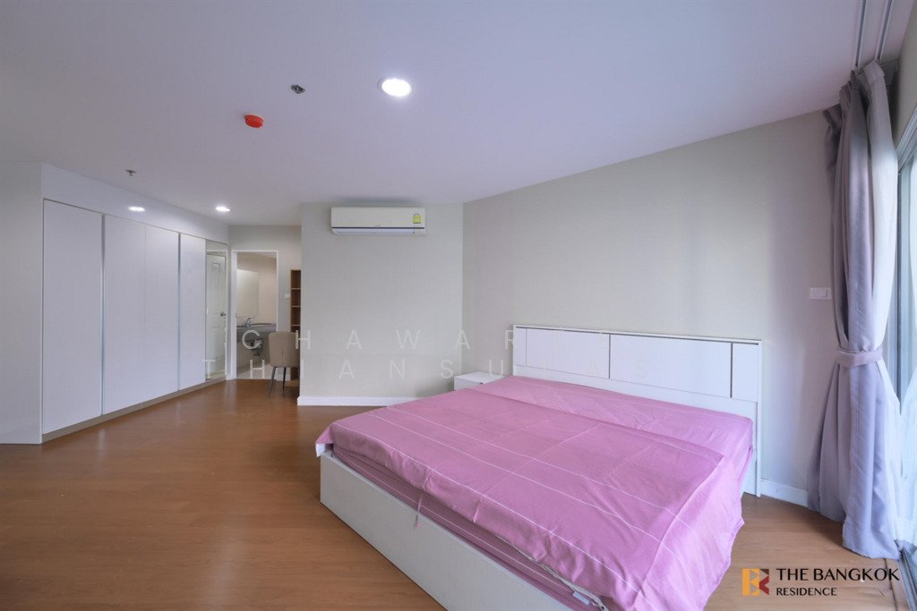 Condo in Huai Khwang, Krung Thep Maha Nakhon, Thailand 2 - 16702929