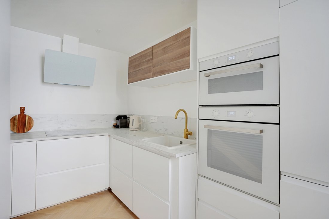 Apartment in Europe, Paris 8e Arrondissement, Paris 3 - 17073393