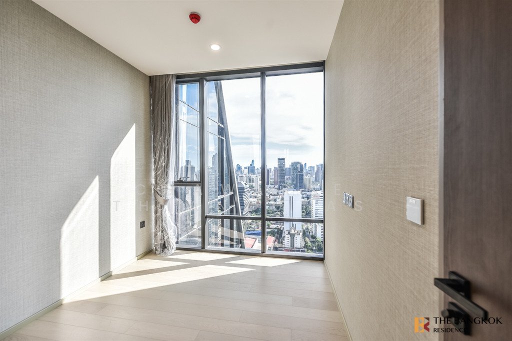 Condo in Thanon Phaya Thai, Bangkok, Thailand 2 - 16702943