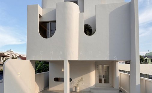 House in Thanon Phaya Thai, Bangkok, Thailand 1