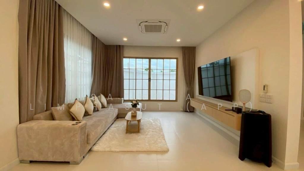 Villa in Pattaya City, Chon Buri, Thailand 2 - 16576708