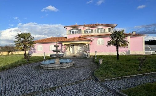 Stadthaus in Folhadela, Vila Real, Portugal 1