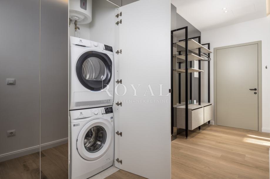 Apartment in Mjesni odbor Luka, Grad Rijeka, Primorje-Gorski Kotar County 3 - 17073348