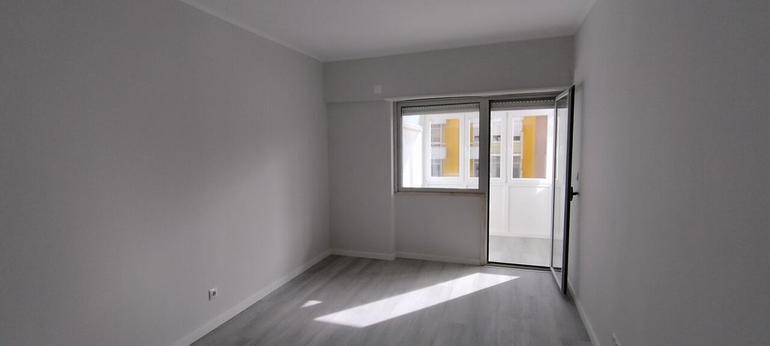 Apartment in Oeiras e Sao Juliao da Barra, Paco de Arcos e Caxias, Lisbon, Portugal 5 - 16751536