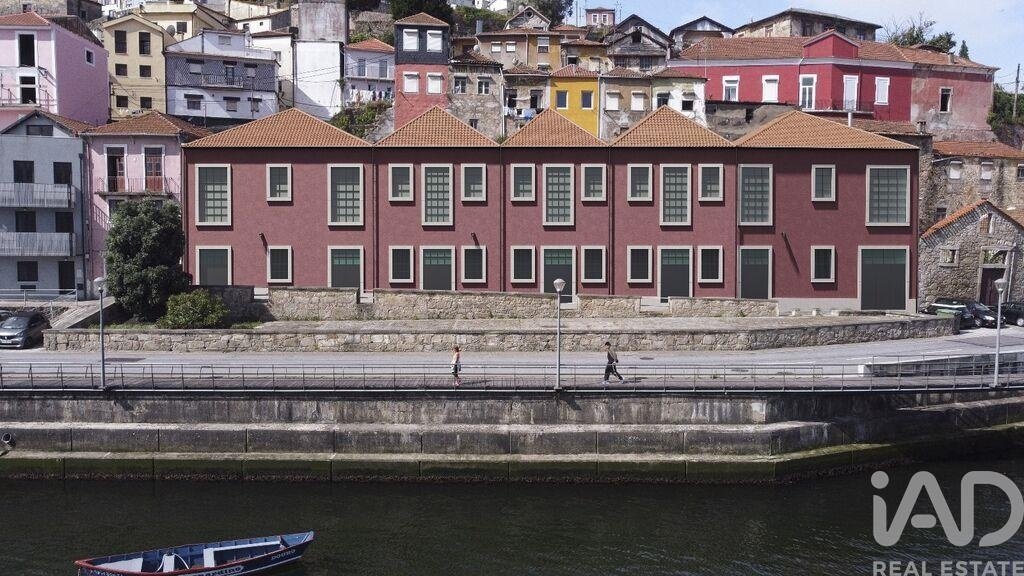 Apartment in Santa Marinha e Sao Pedro da Afurada, Porto District, Portugal 1 - 17074228