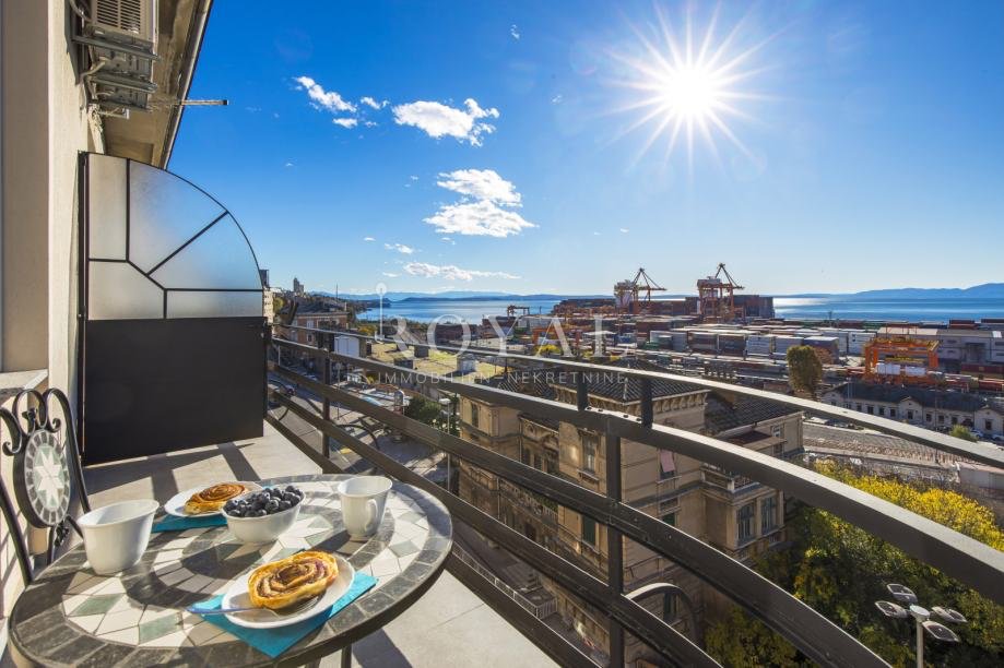 Apartment in Mjesni odbor Luka, Grad Rijeka, Primorje-Gorski Kotar County 1 - 17073348