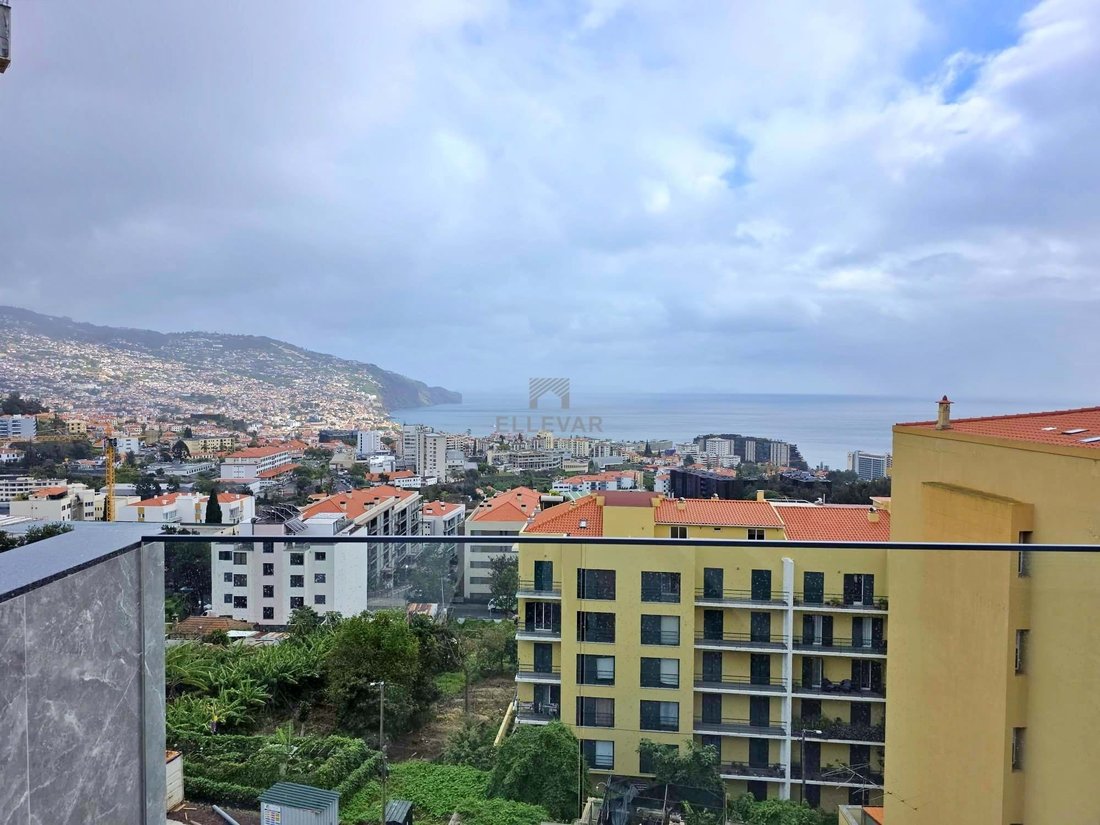 Apartment in Sao Martinho, Madeira, Portugal 1 - 17074328
