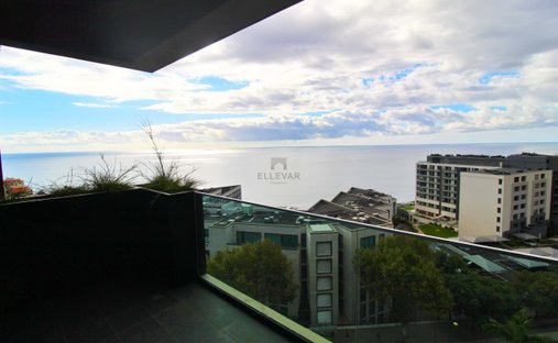 Apartment in Sao Martinho, Madeira, Portugal 1