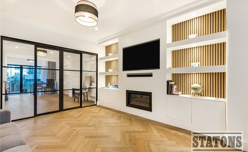 House in Winchmore Hill, Enfield, England 1