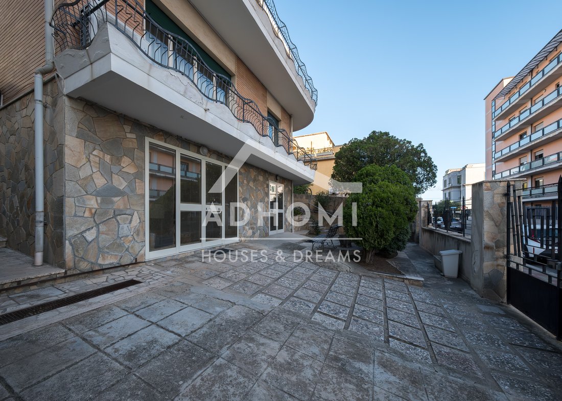 Villa in Monte Urpinu - Bonaria, Cagliari, Sardinia 5 - 17075715