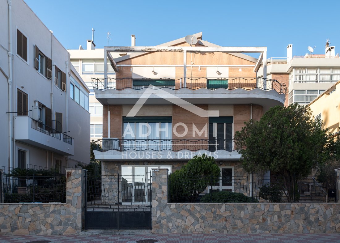 Villa in Monte Urpinu - Bonaria, Cagliari, Sardinia 2 - 17075715