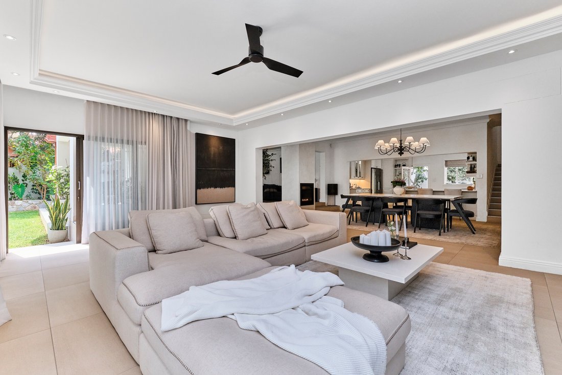 House in Eagle Canyon Golf Estate, Gauteng, South Africa 5 - 17096944