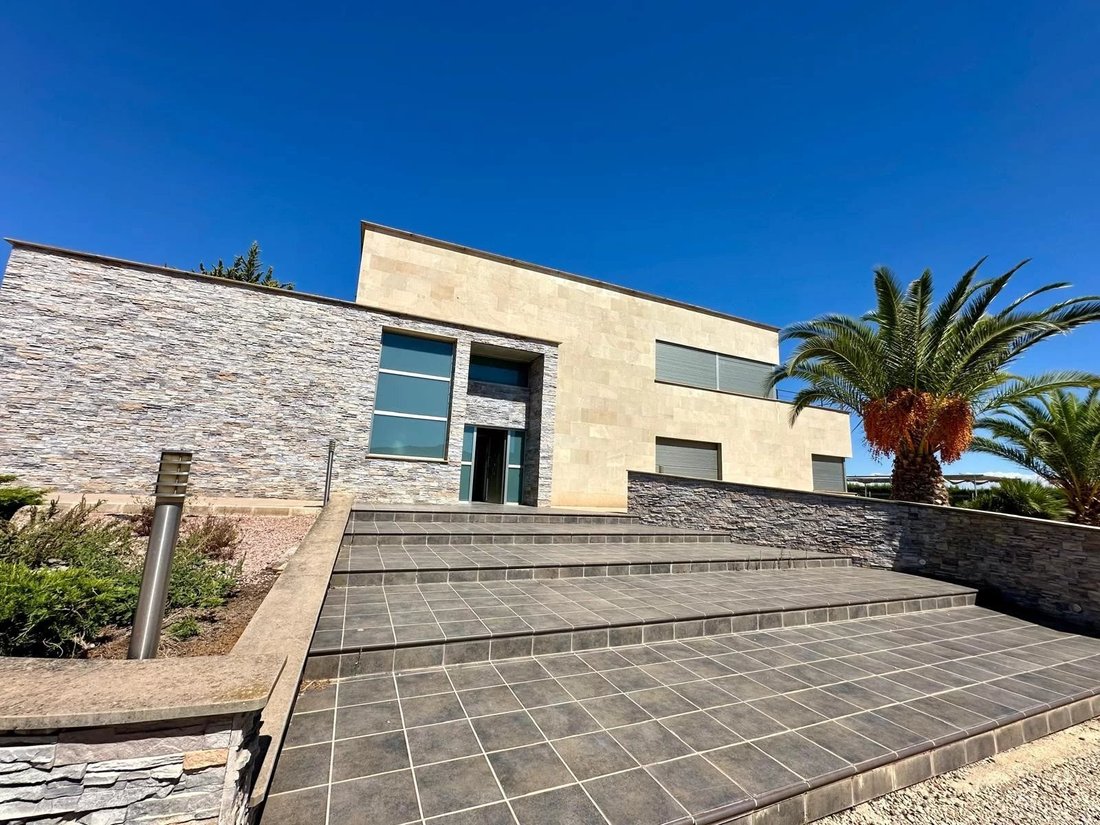Villa en Yecla, Región de Murcia, España 1 - 17076753