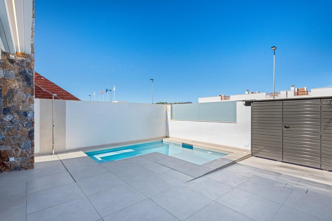 Villa in San Javier (Neighbourhood), San Javier, Región de Murcia 3 - 17079076