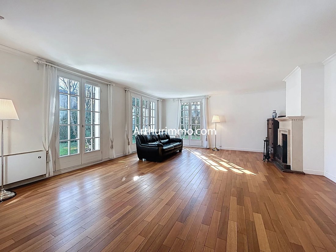 House in Grosbois, Villecresnes, France 2 - 17075379