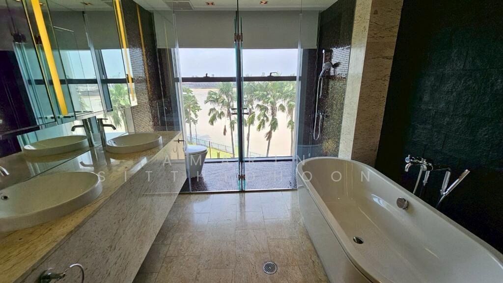 Condo in Bang Phong Phang, Krung Thep Maha Nakhon, Thailand 3 - 16850192