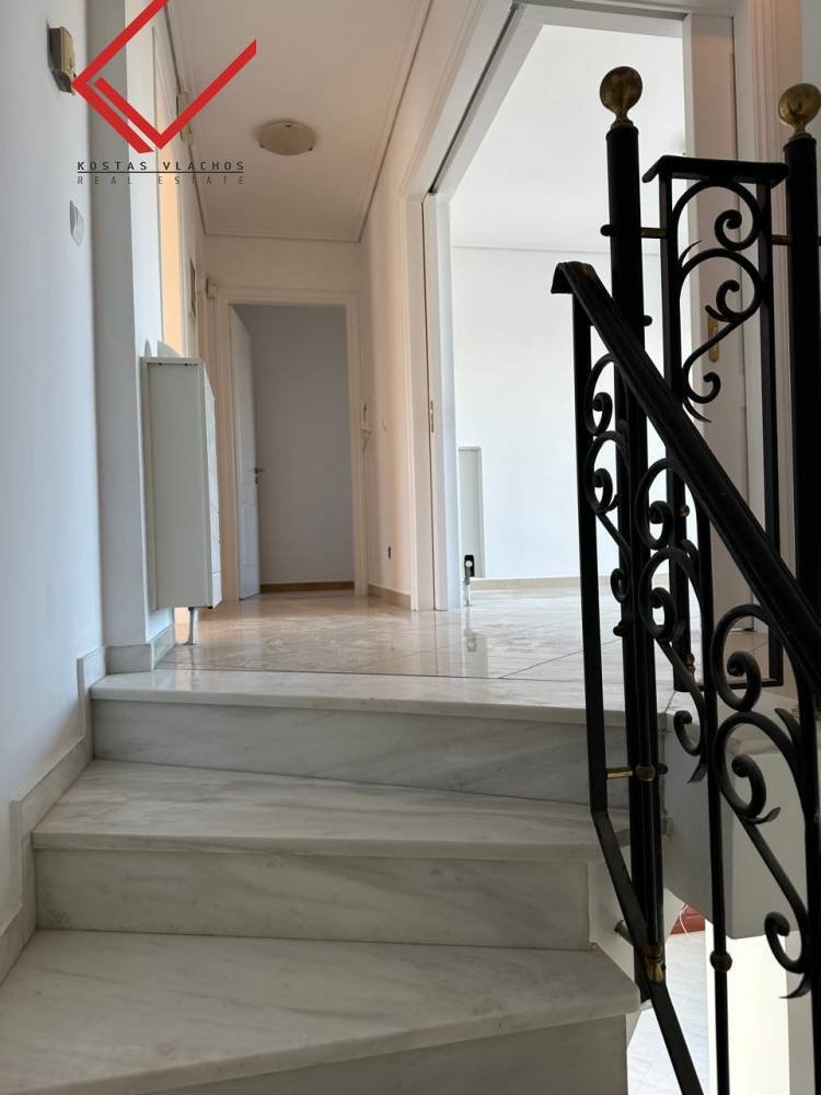 House in Voula, Attica, Greece 3 - 17082924